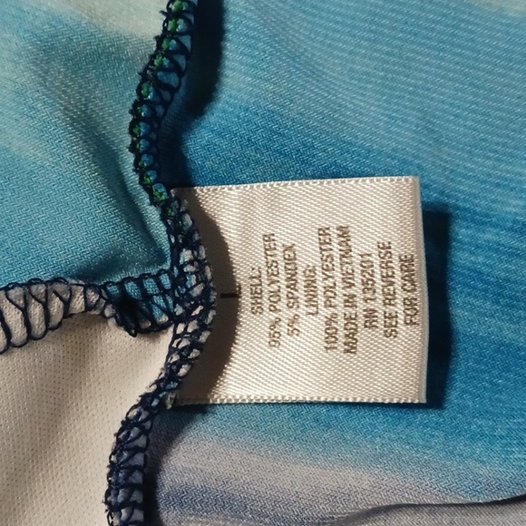 Dressbarn sleeveless top - Picture 5 of 6